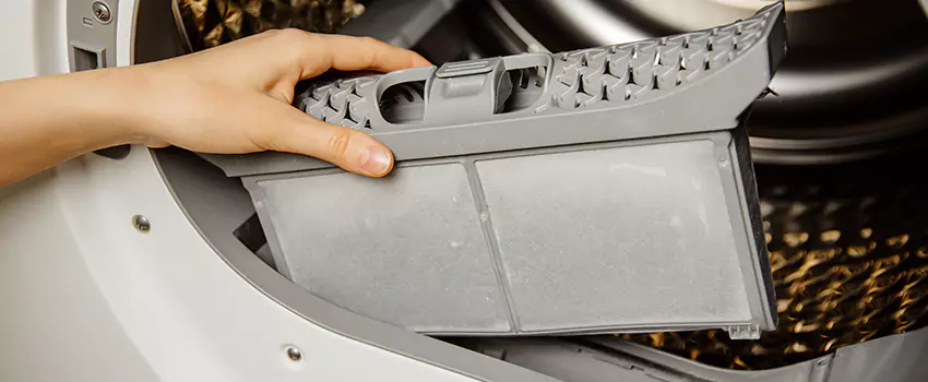 Signs Of A Clogged Dryer Lint Trap in Rockwall, Texas